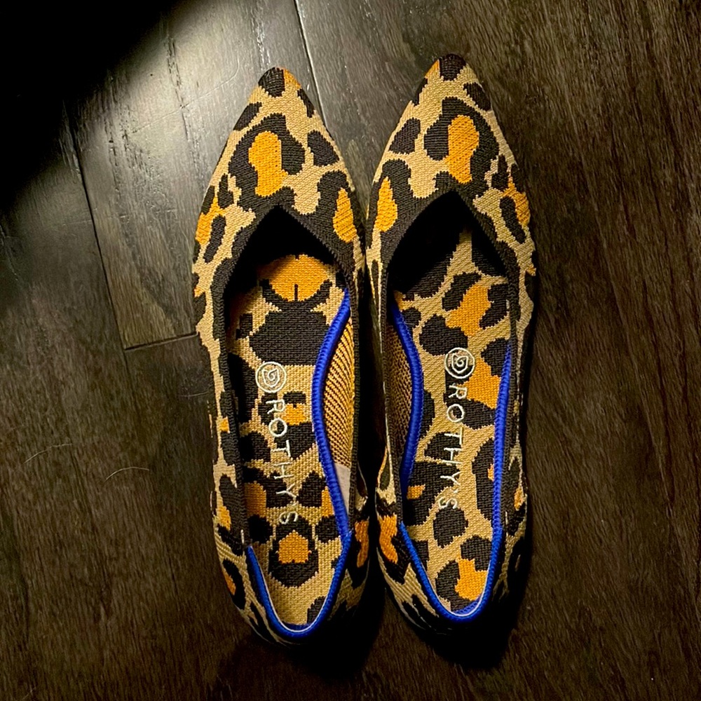 Rothys Big Cat Points